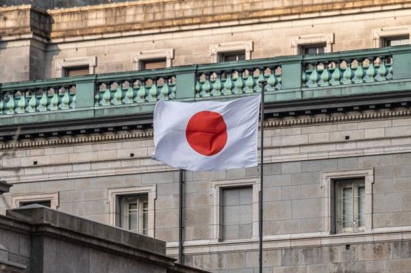 Tokyo prosecutors search offices of key ruling party faction