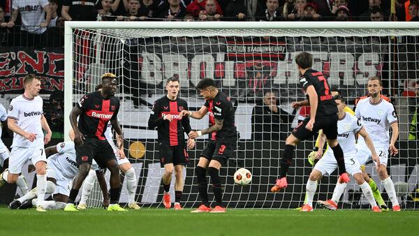 West Ham left with tough task in Europa League after defeat to Bayer Leverkusen