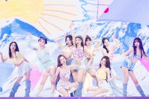 The file photo provided by JYP Entertainment shows K-pop girl group TWICE. (PHOTO NOT FOR SALE) (Yonhap)