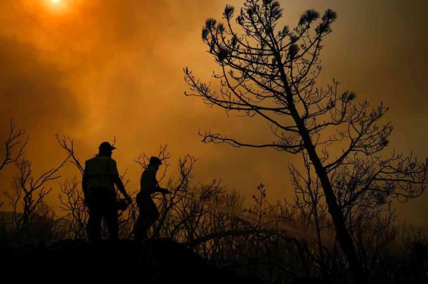 Istanbul sees record heat of 23 years as country fights wildfires